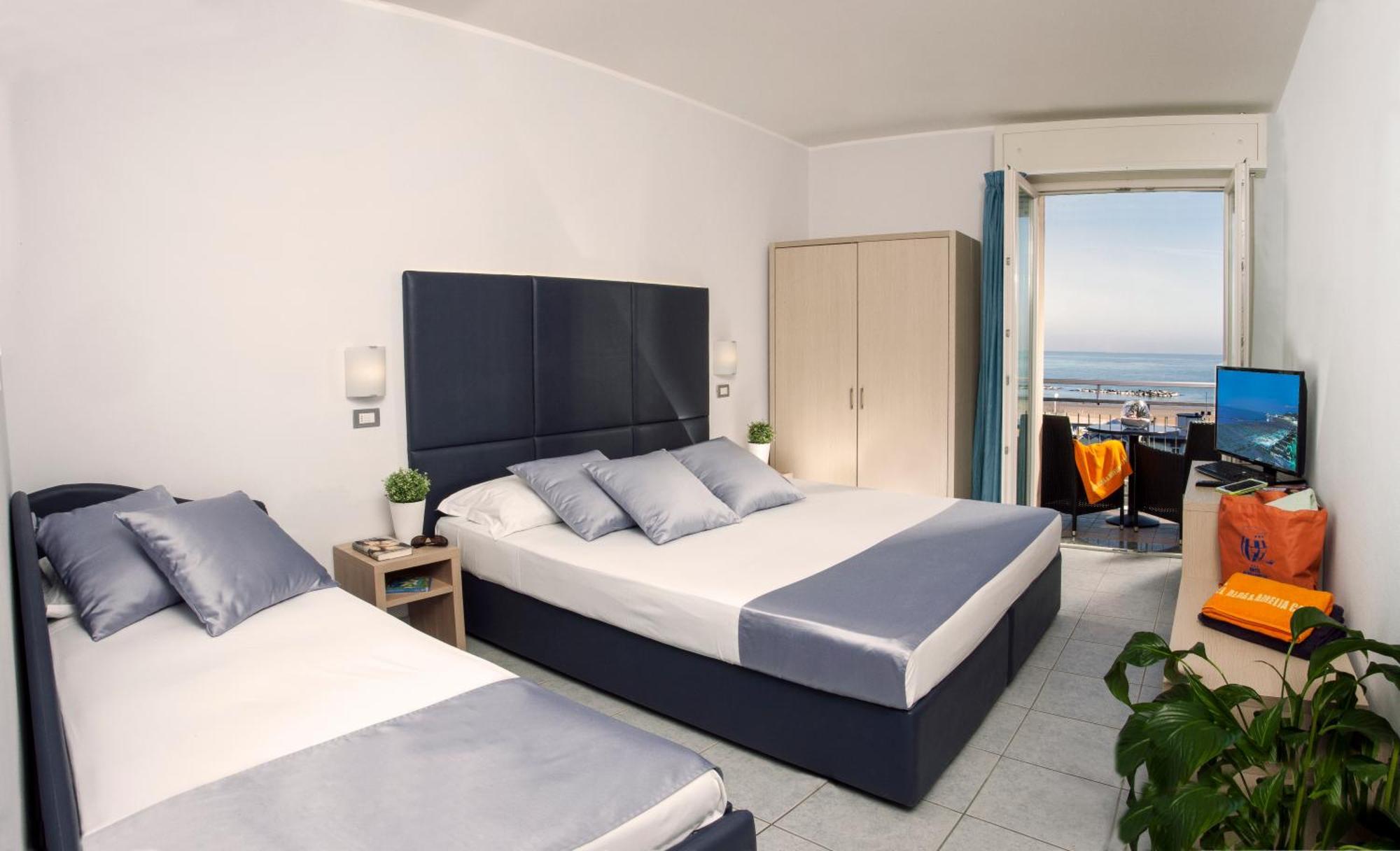 Quadruple Room Sea View