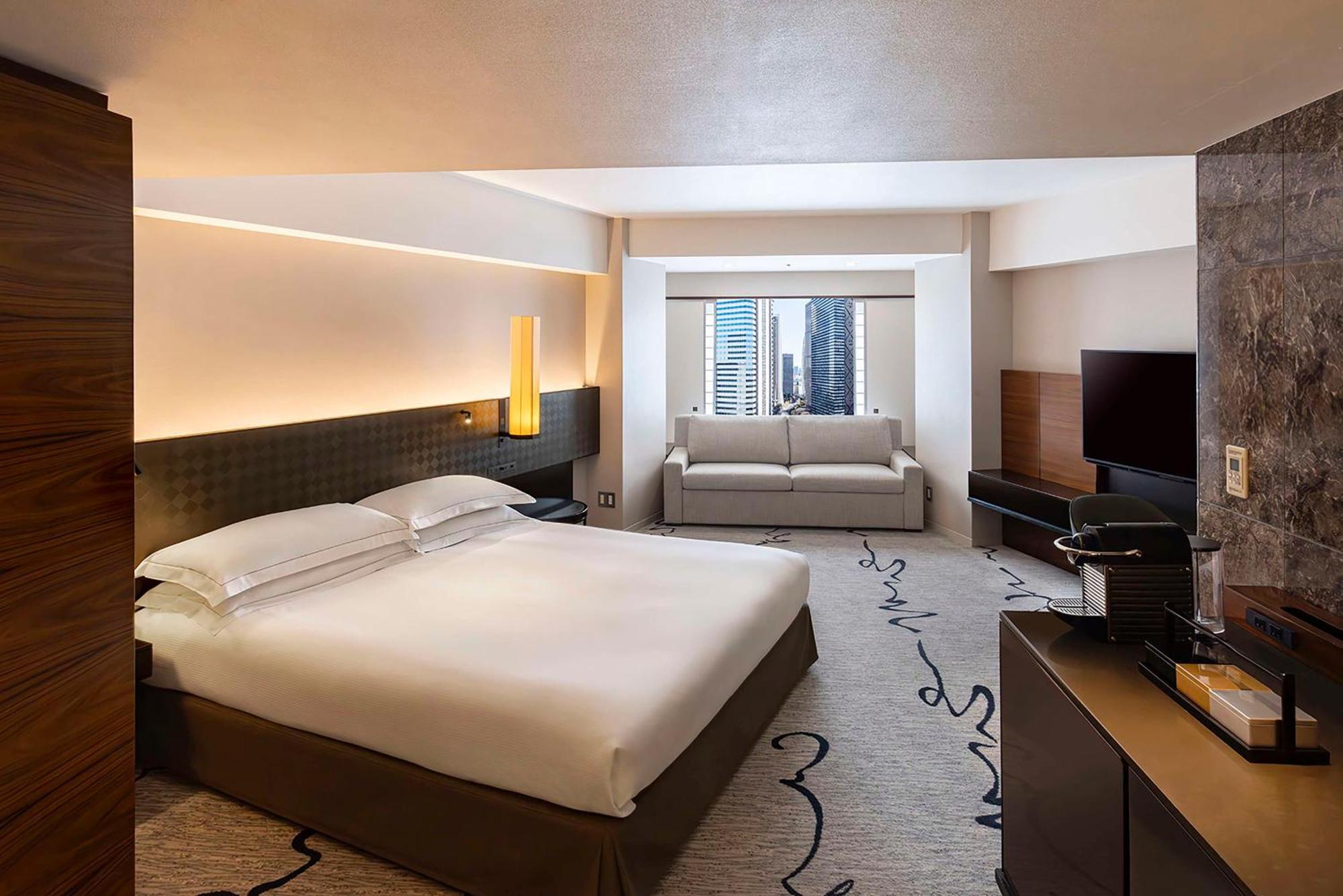 Executive King Room with Sofa Bed