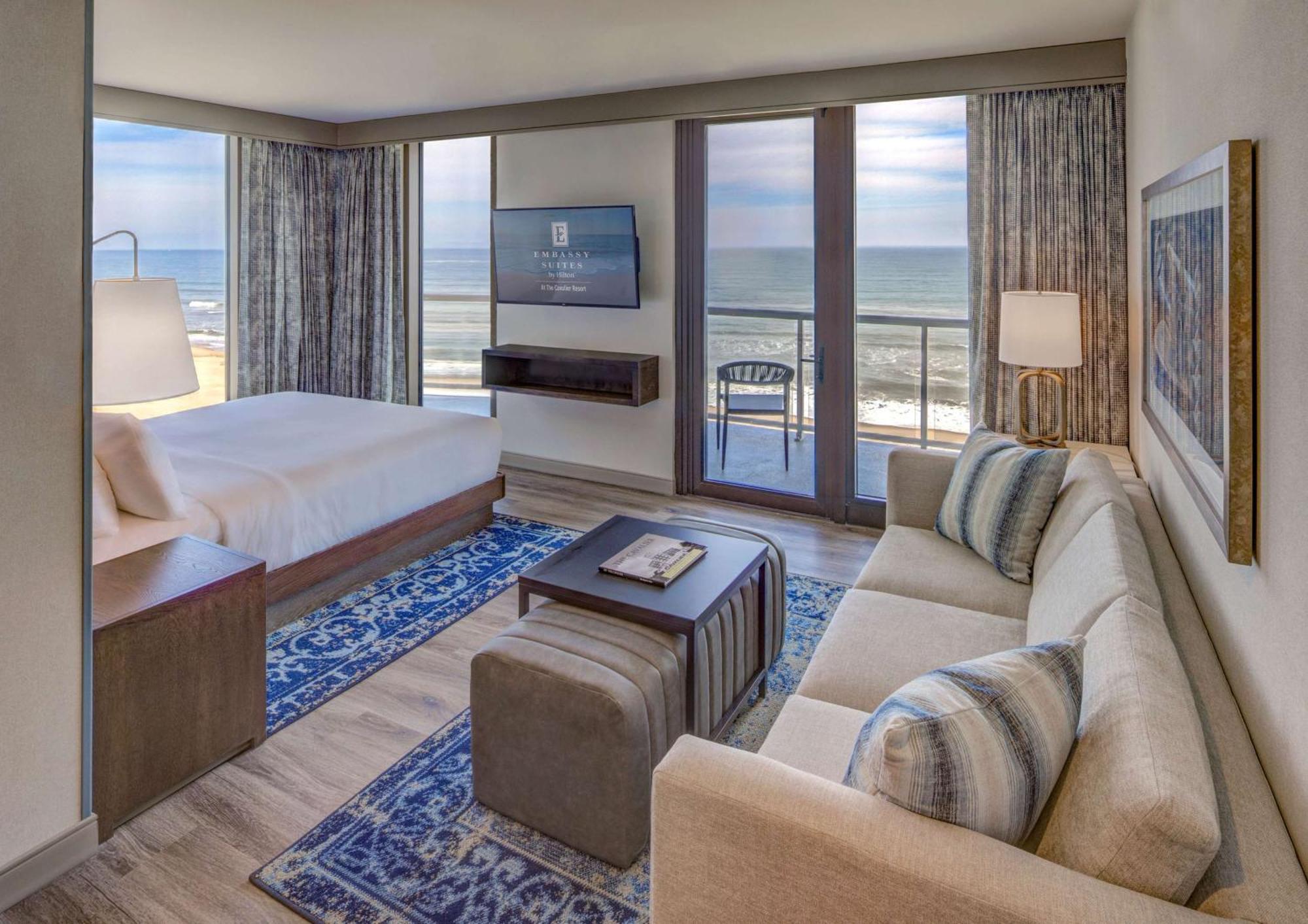 Studio Suite King Bed - Oceanfront