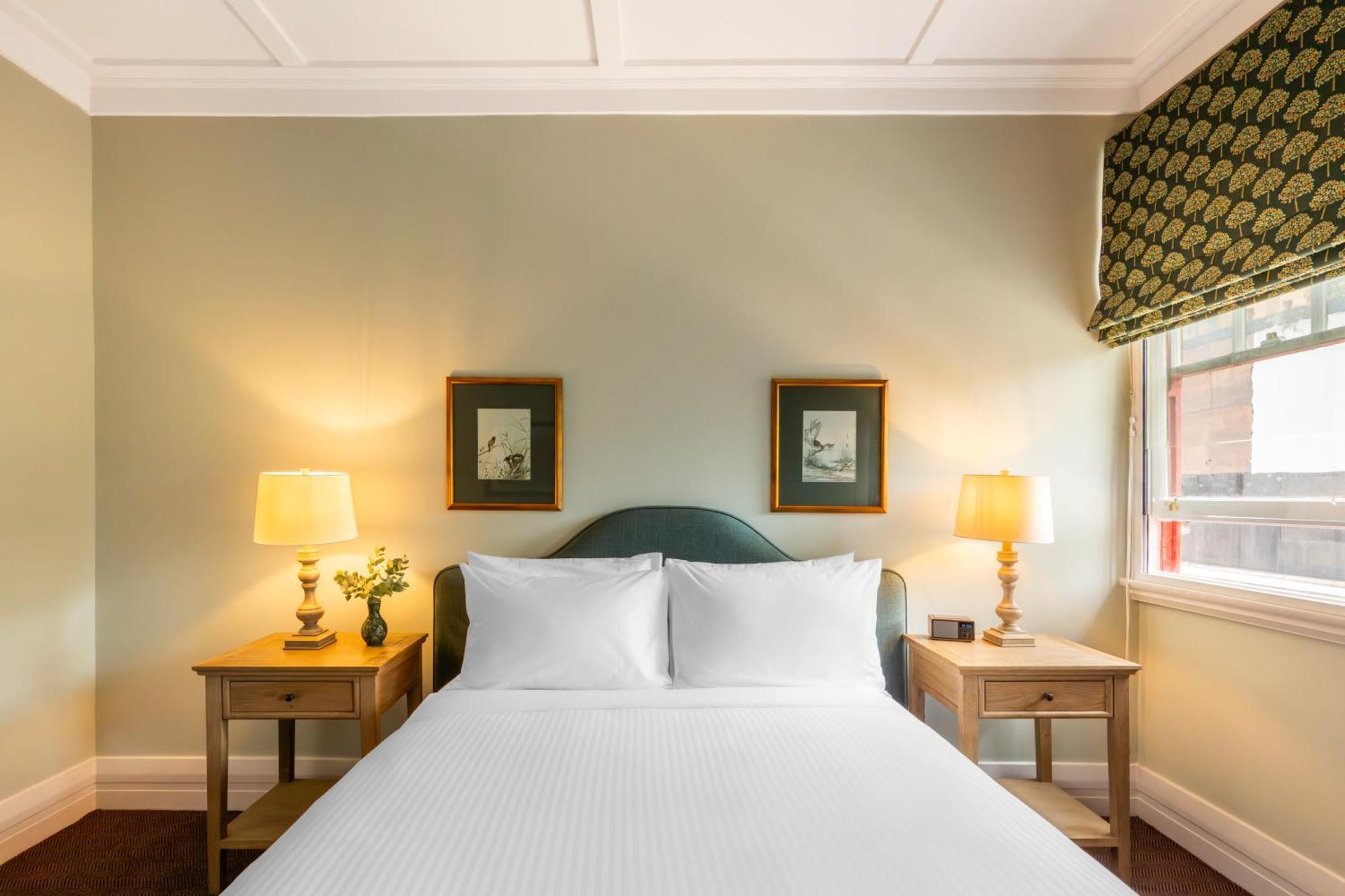 Deluxe Double Room,1666642641:JPEG