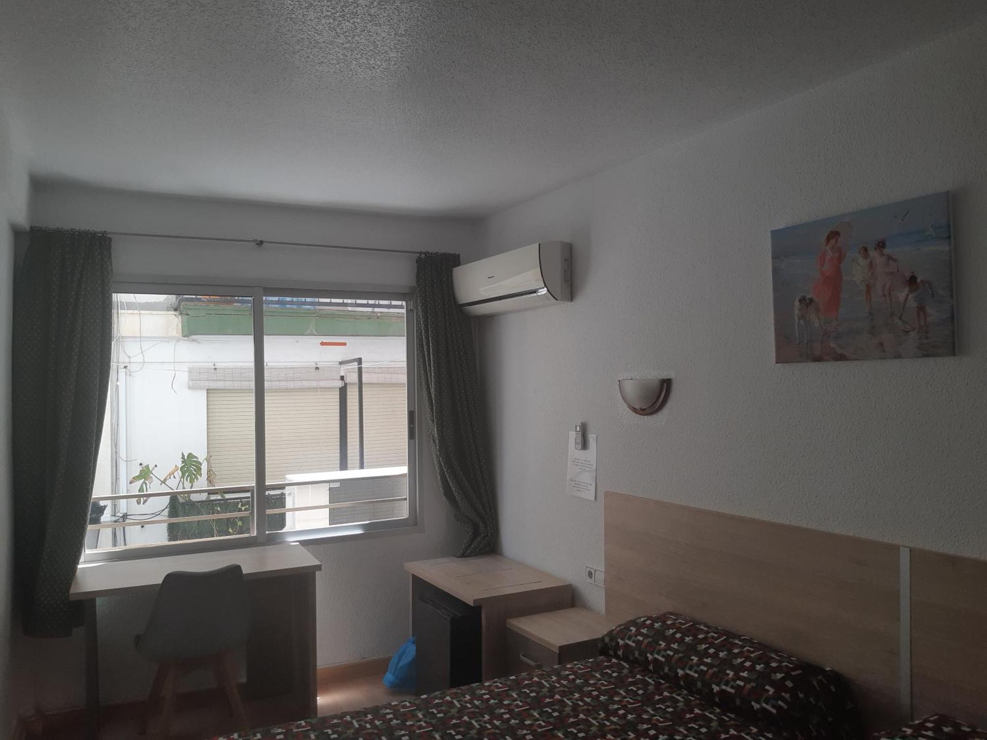 Twin Room Street VIew,1672572012:JPEG