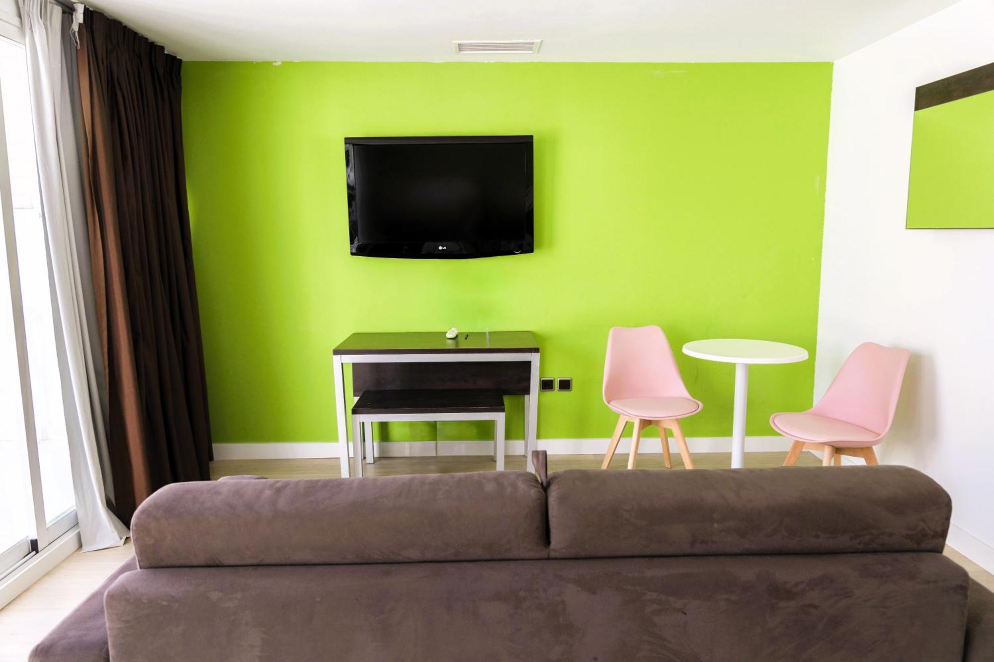 Quadruple Room with Terrace