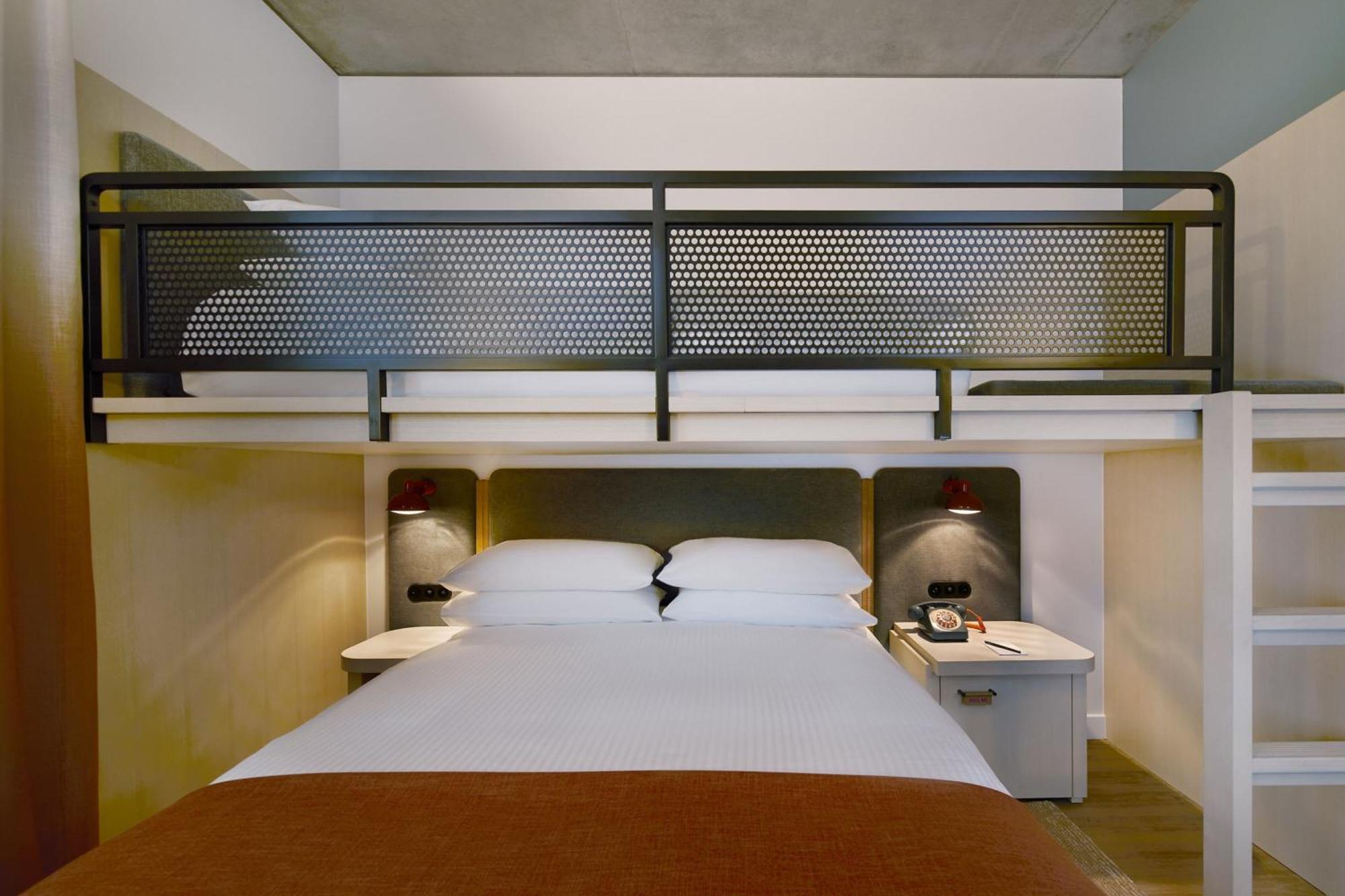 Moxy Queen Loft