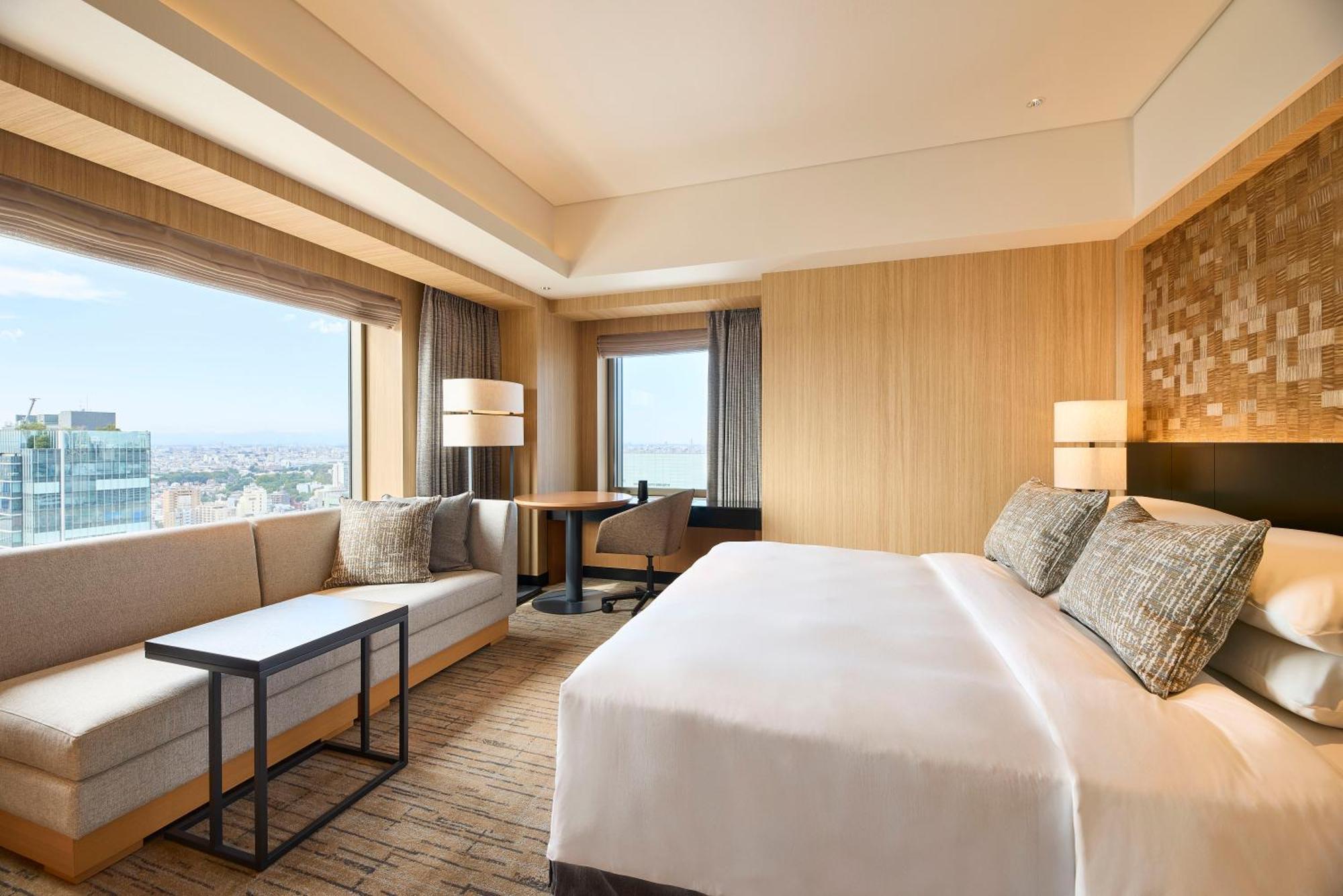 Newly Renovated - Comfort King Room- Non-Smoking