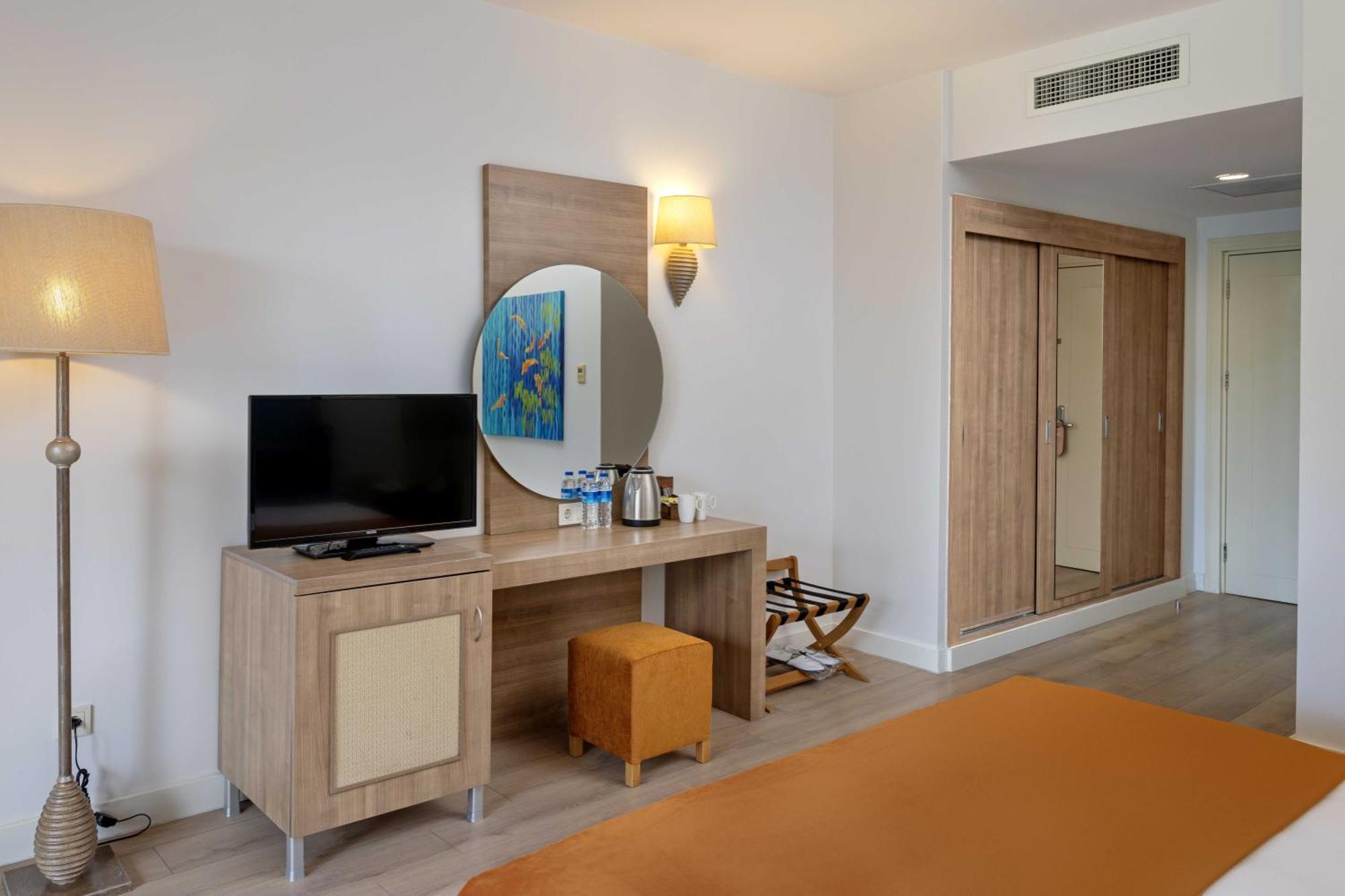 Double Room Lake View