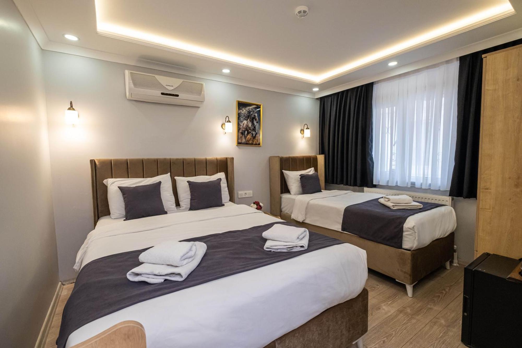 Deluxe Triple Room
