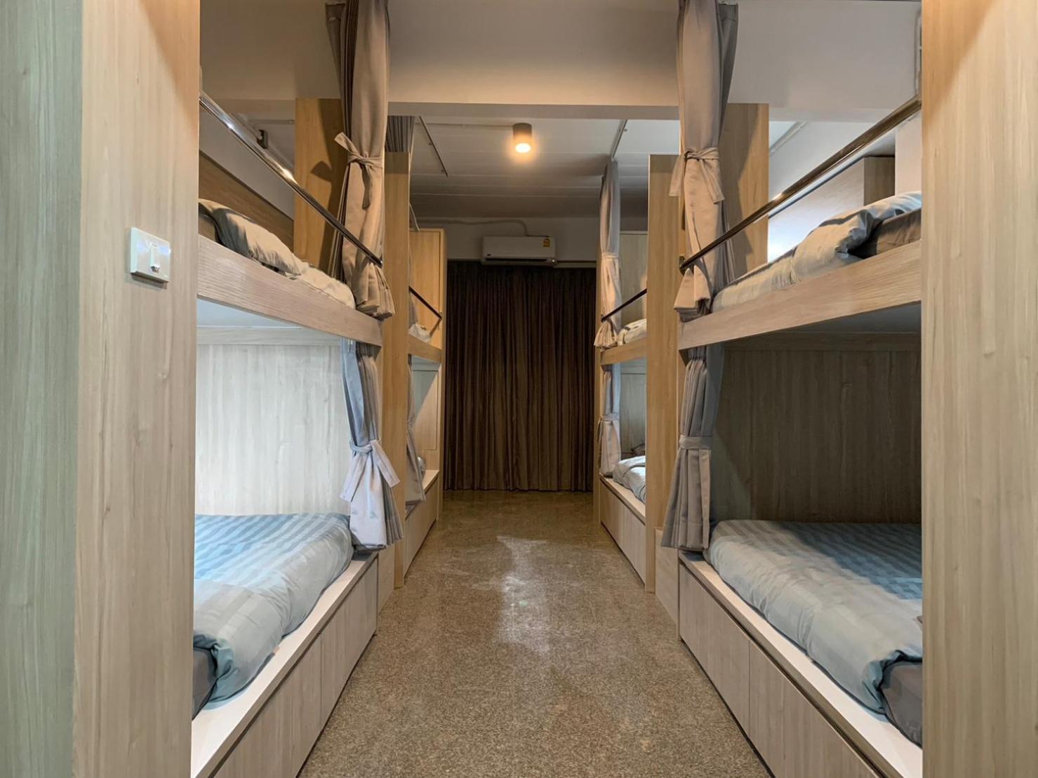 8-Bed Mixed Dormitory Room
