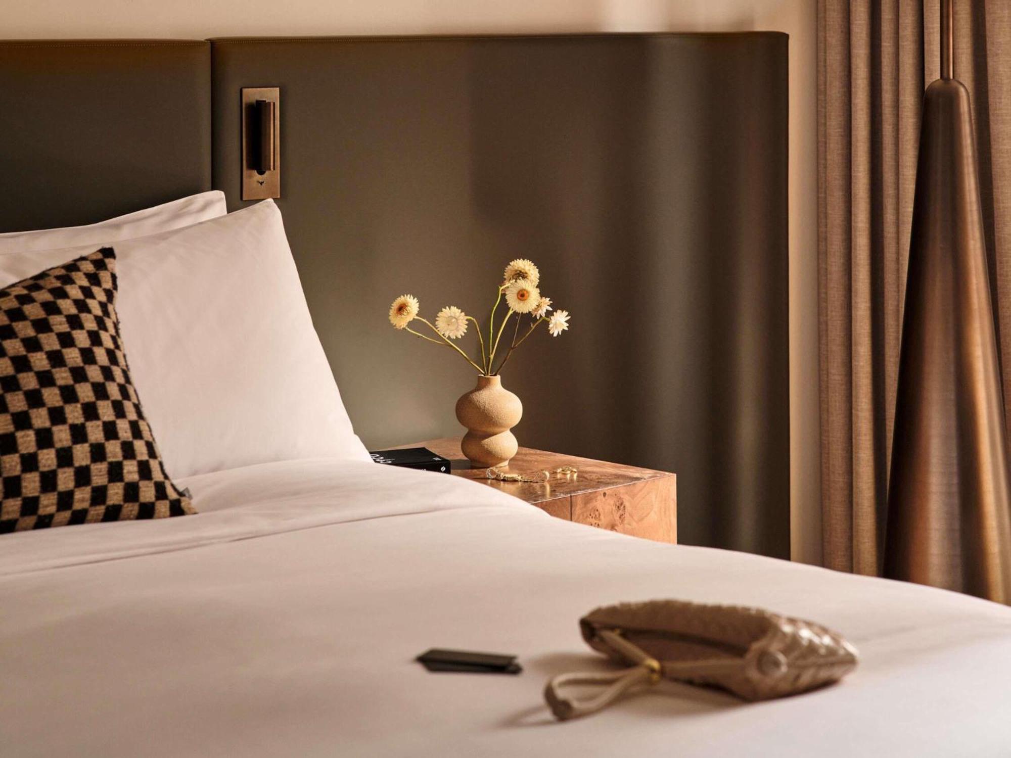 Superior King Room,1756508635:JPEG