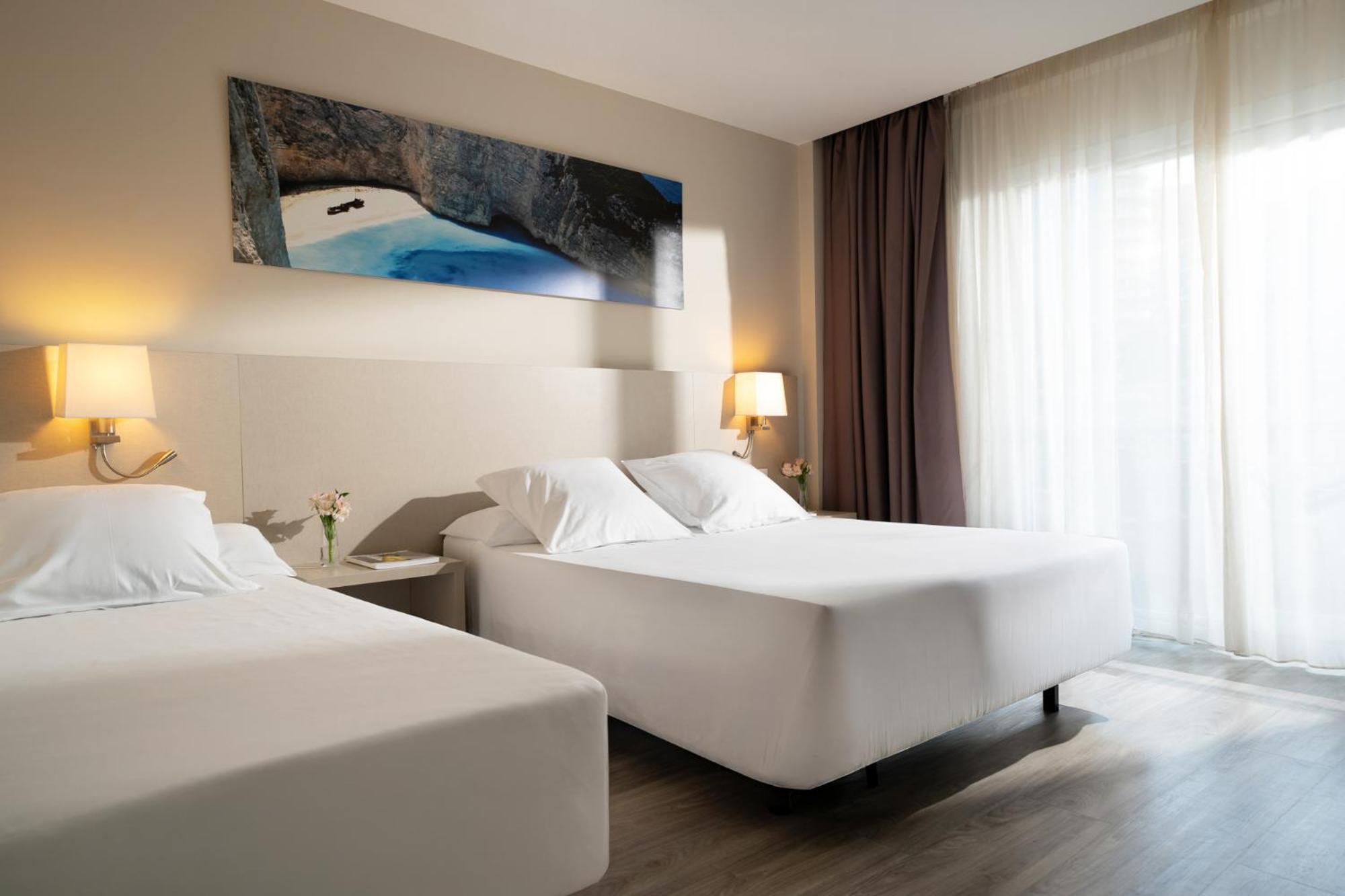 Double or Twin Room (2 Adults + 1 Child)