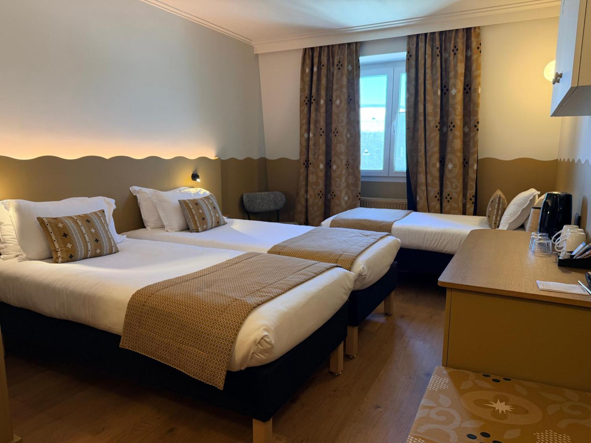 Triple Room