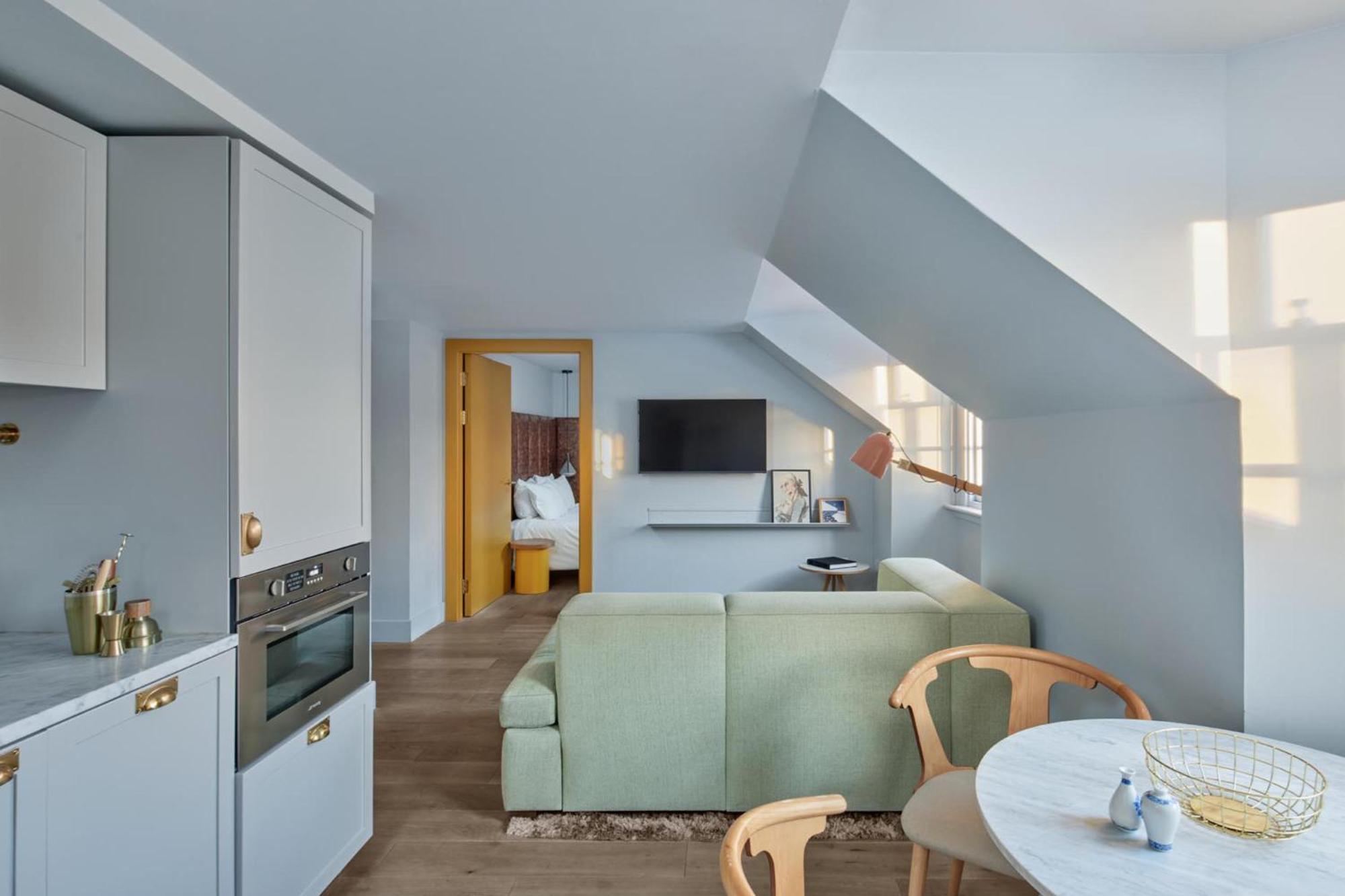 Suite met 1 Slaapbank en Slaapbank