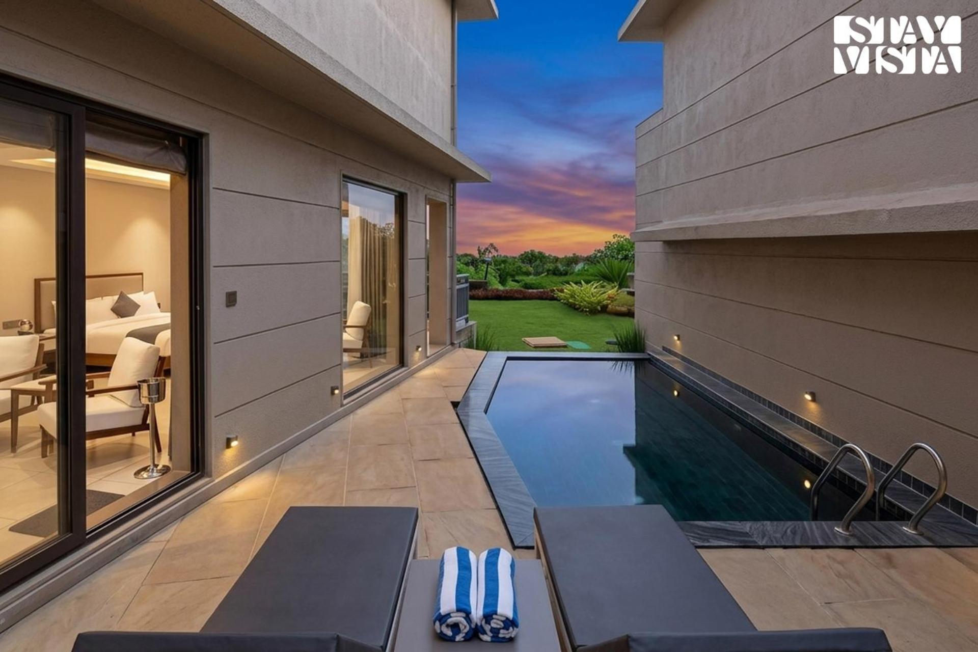 Royal Suite w/ Private Pool