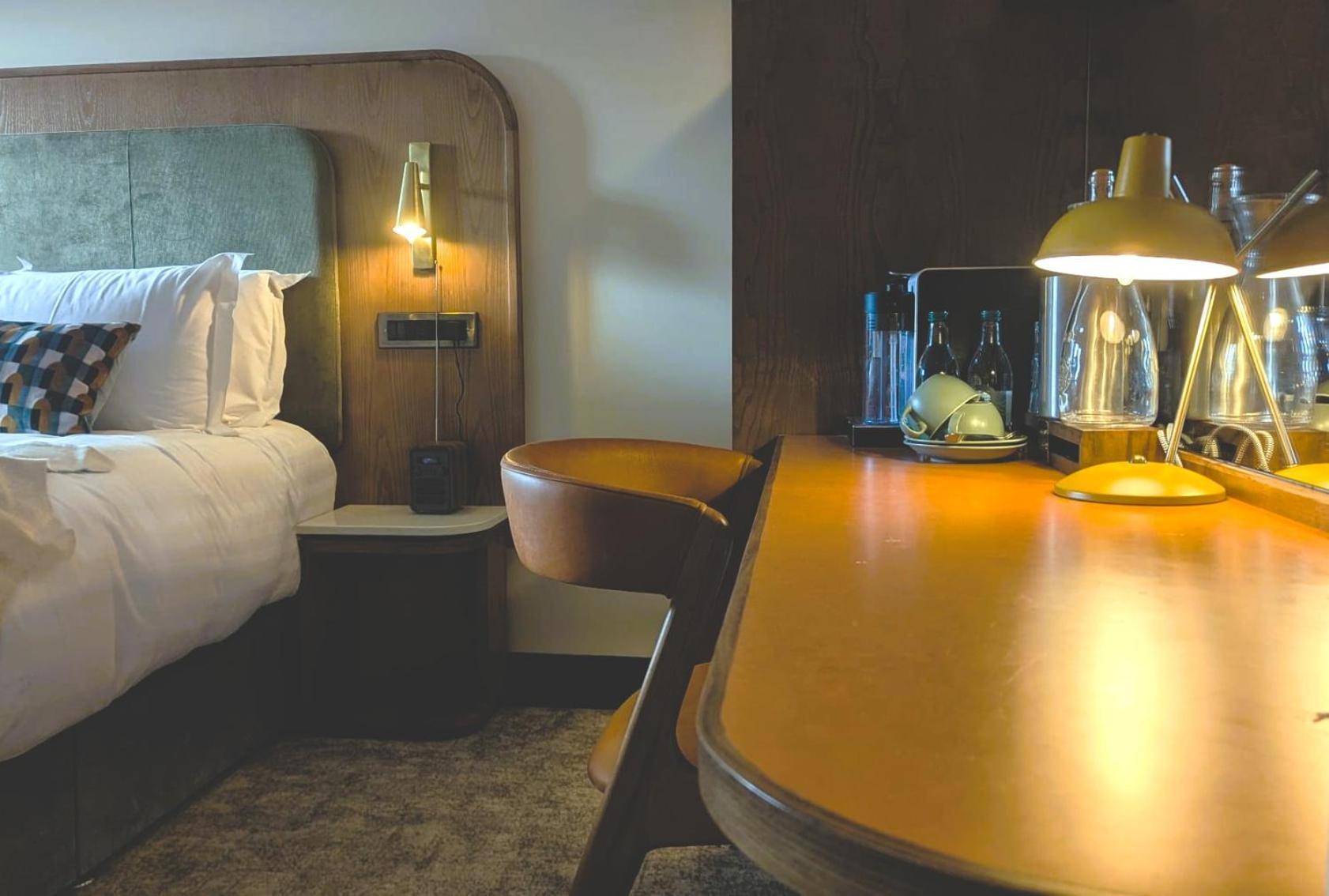 Superior King Room