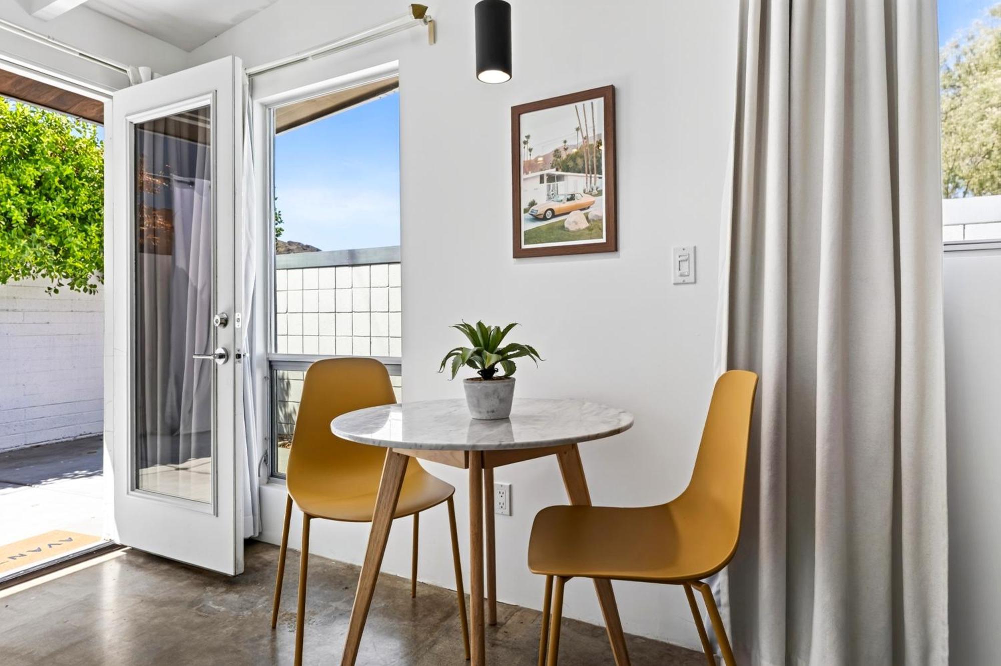 Accessible Queen Studio