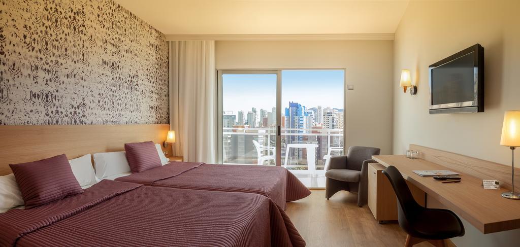 Family Room with Terrace (4 Adults)