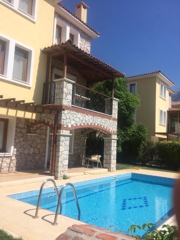 Four-Bedroom Villa Private Pool