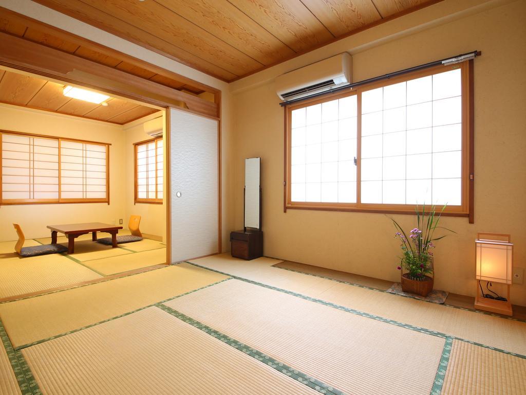 Japanese-Style Deluxe Room (Futon count varies by the number of guests at booking)