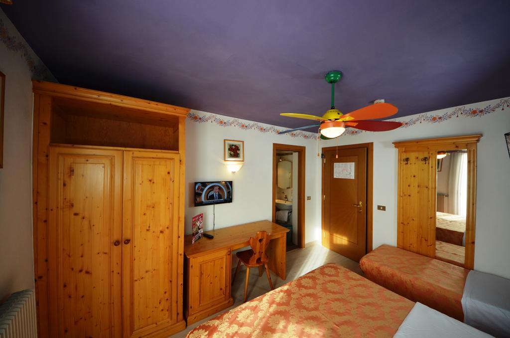 Triple Room,393978273:JPEG