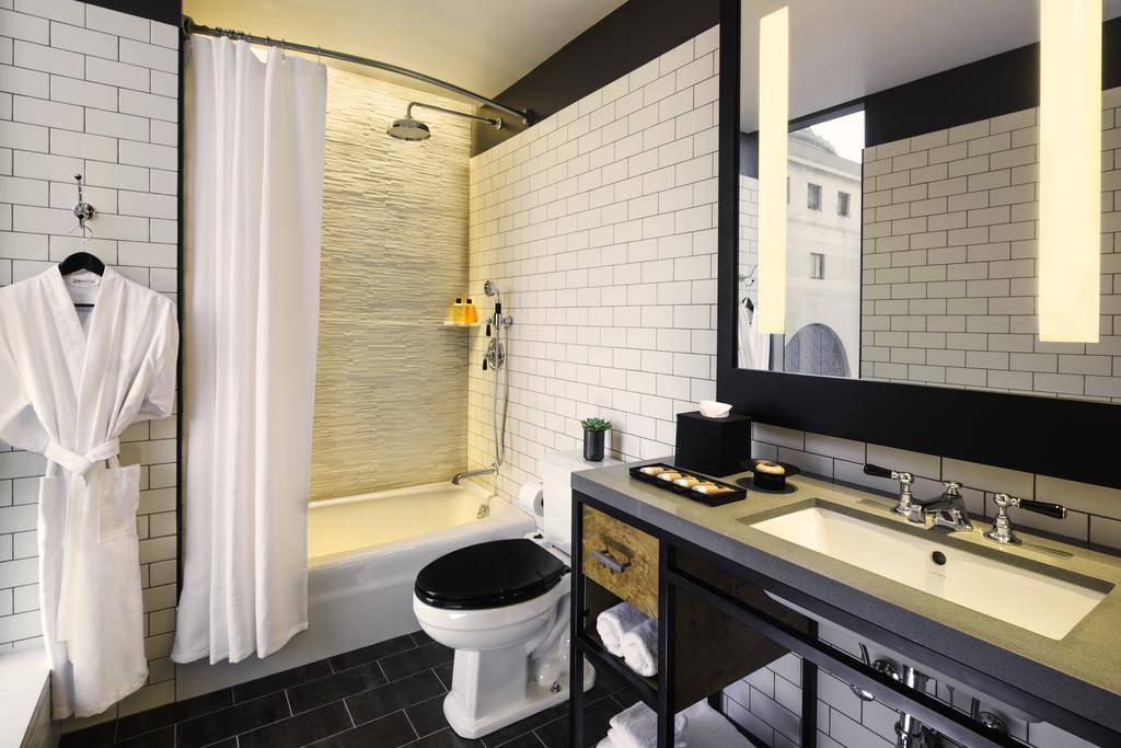 Suite Accessible Tub Disability Access