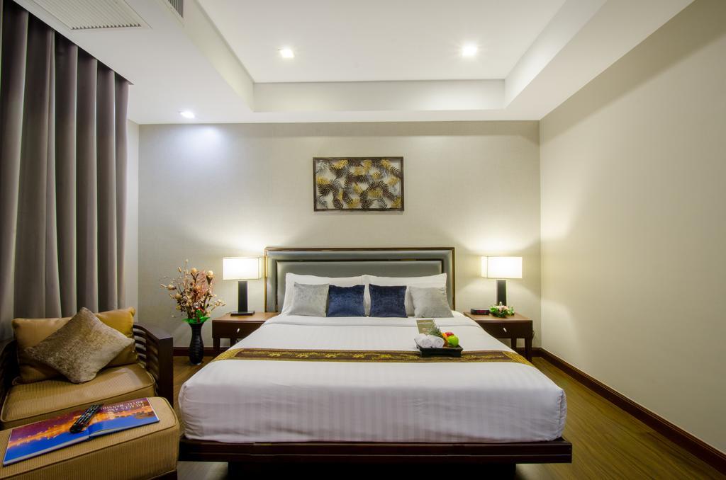 Executive King Suite