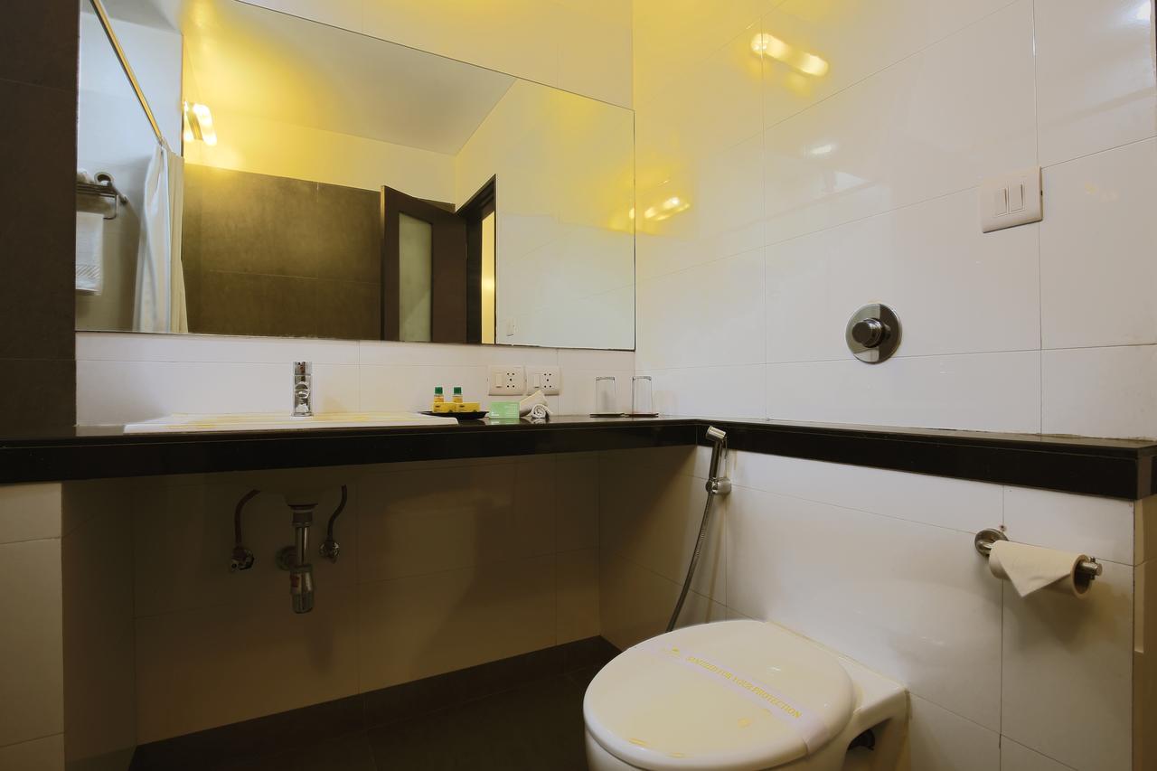 Standard Double Room,630640731:JPEG