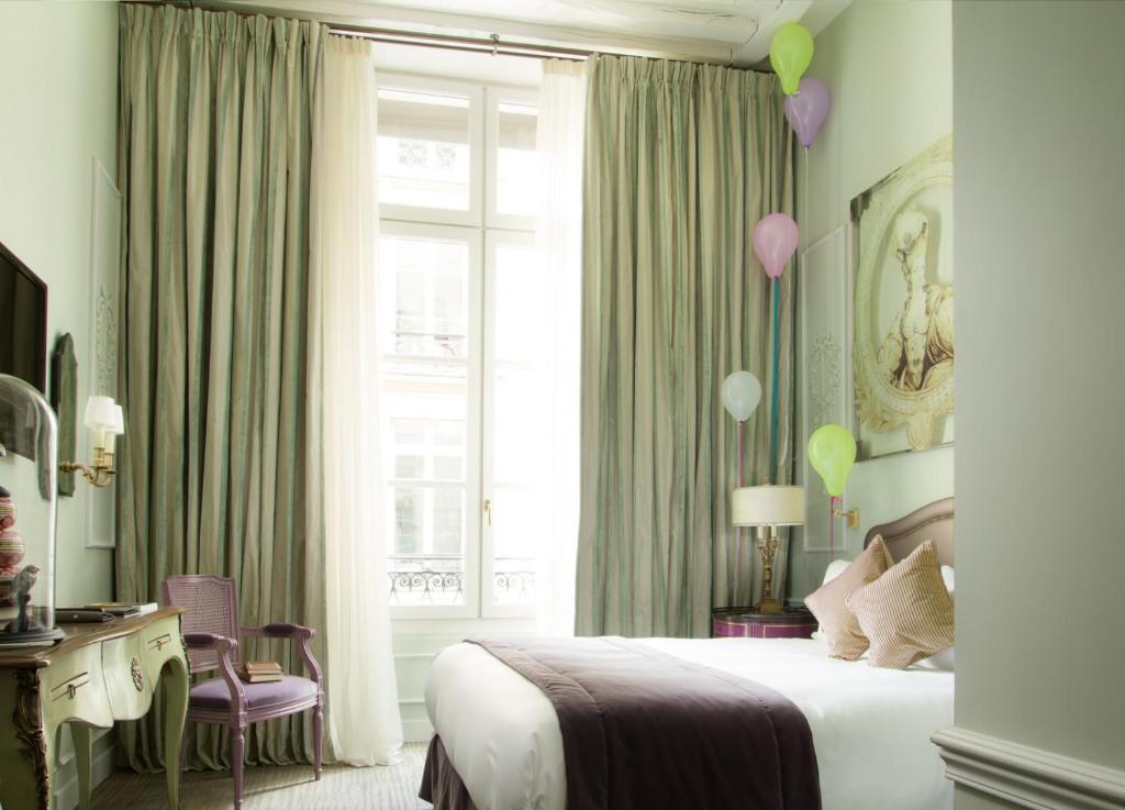 Family Suite (4 People)