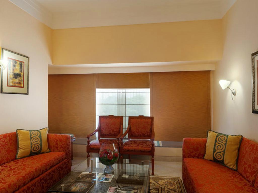 Presidential Suite with 20% Discount on Food and Beverage and Spa and 10% Discount on Laundry service