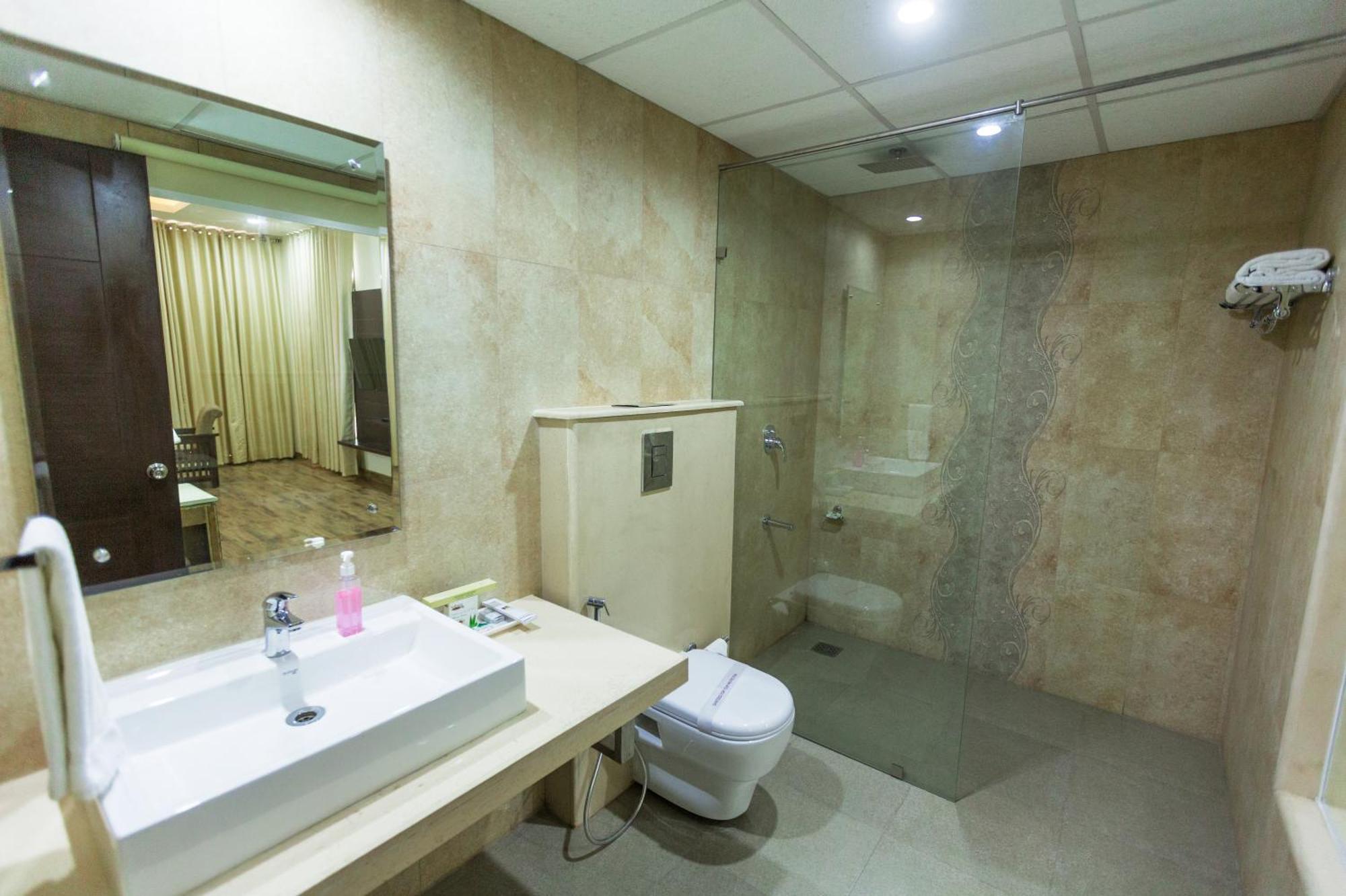 Standard Room(No View) (Centrally Heated)