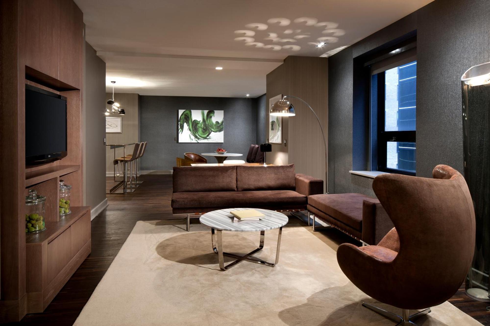 One-Bedroom Suite City View
