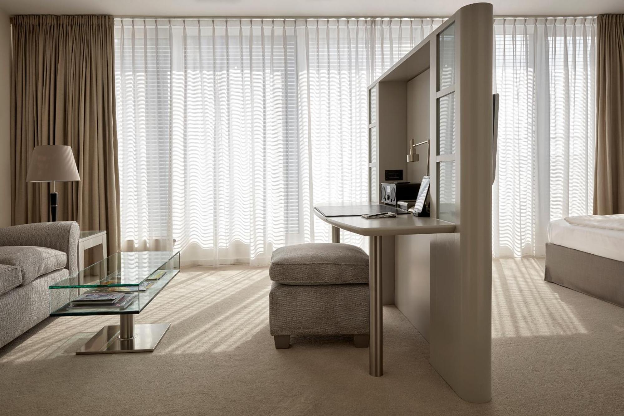 Management-suite med balkon