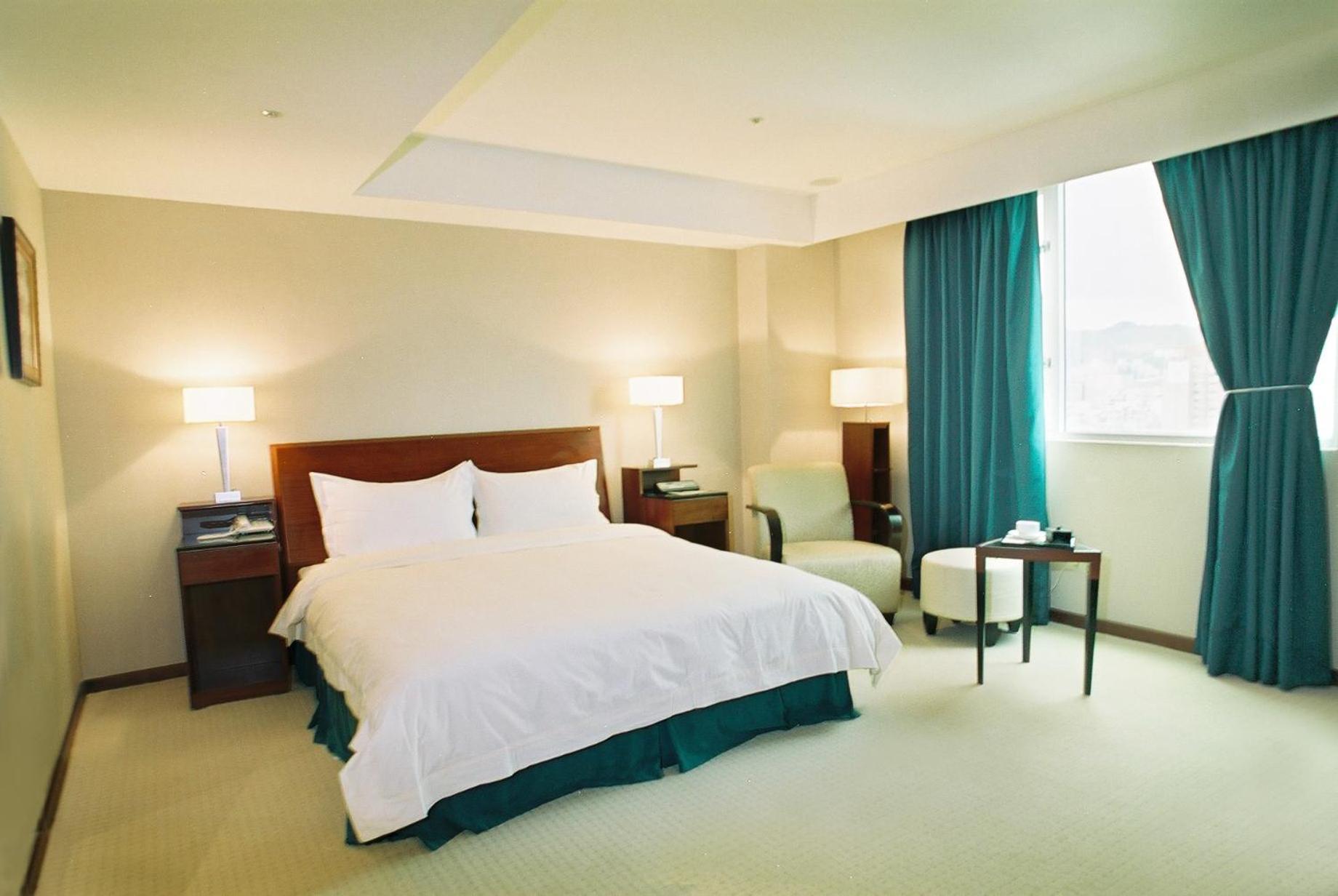 Standard Double Room,990575476:JPEG