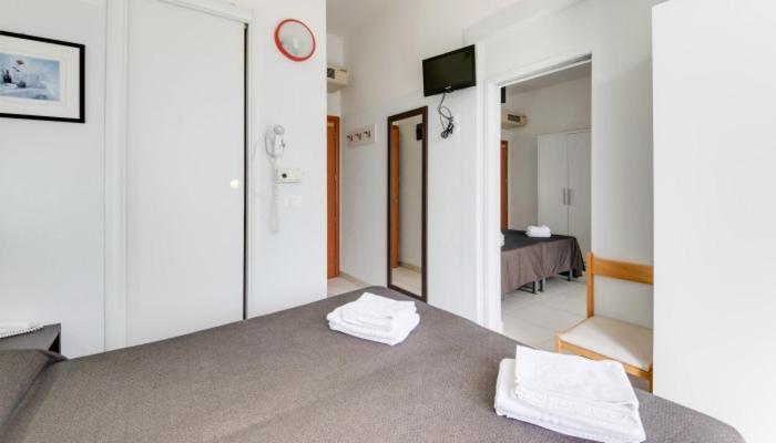 Camera Familiare con Vista Mare