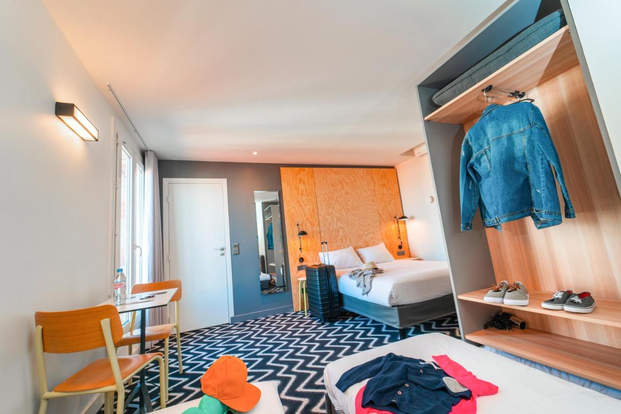 Standard Suite with One Double Bed and Two Single Beds