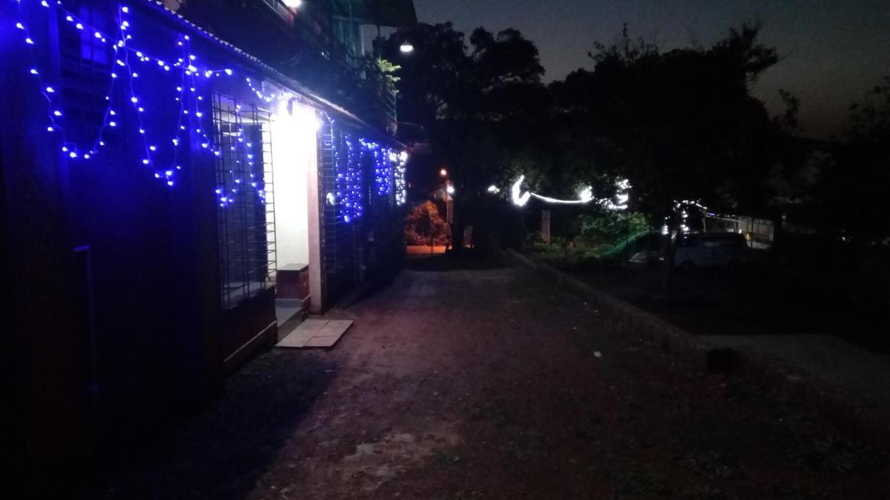 Classic Triple Room,763339834:JPEG