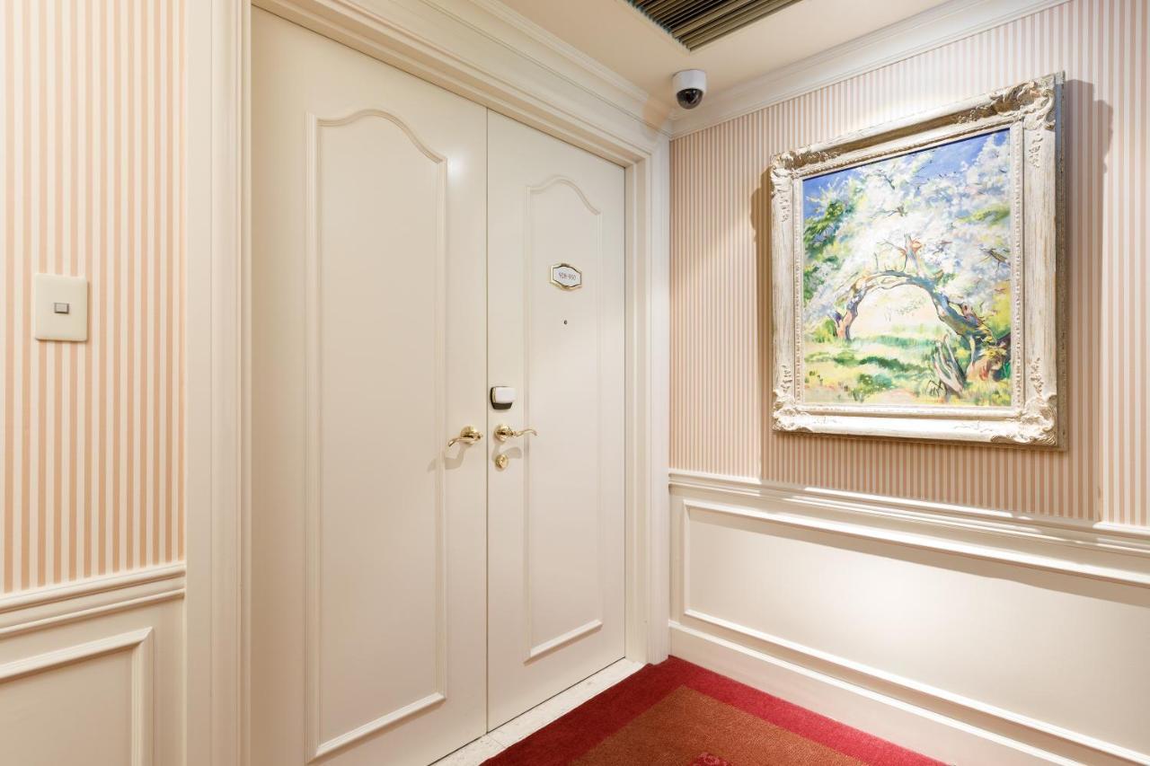 Deluxe Connecting Rooms Extra bed Non-Smoking Club Lounge Access,766043641:JPEG