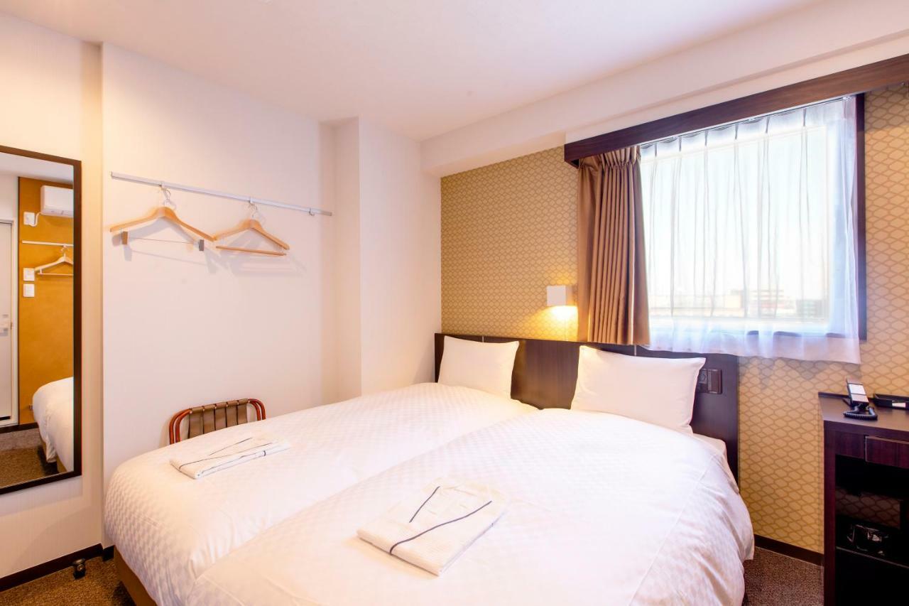 Twin Room - Non-Smoking