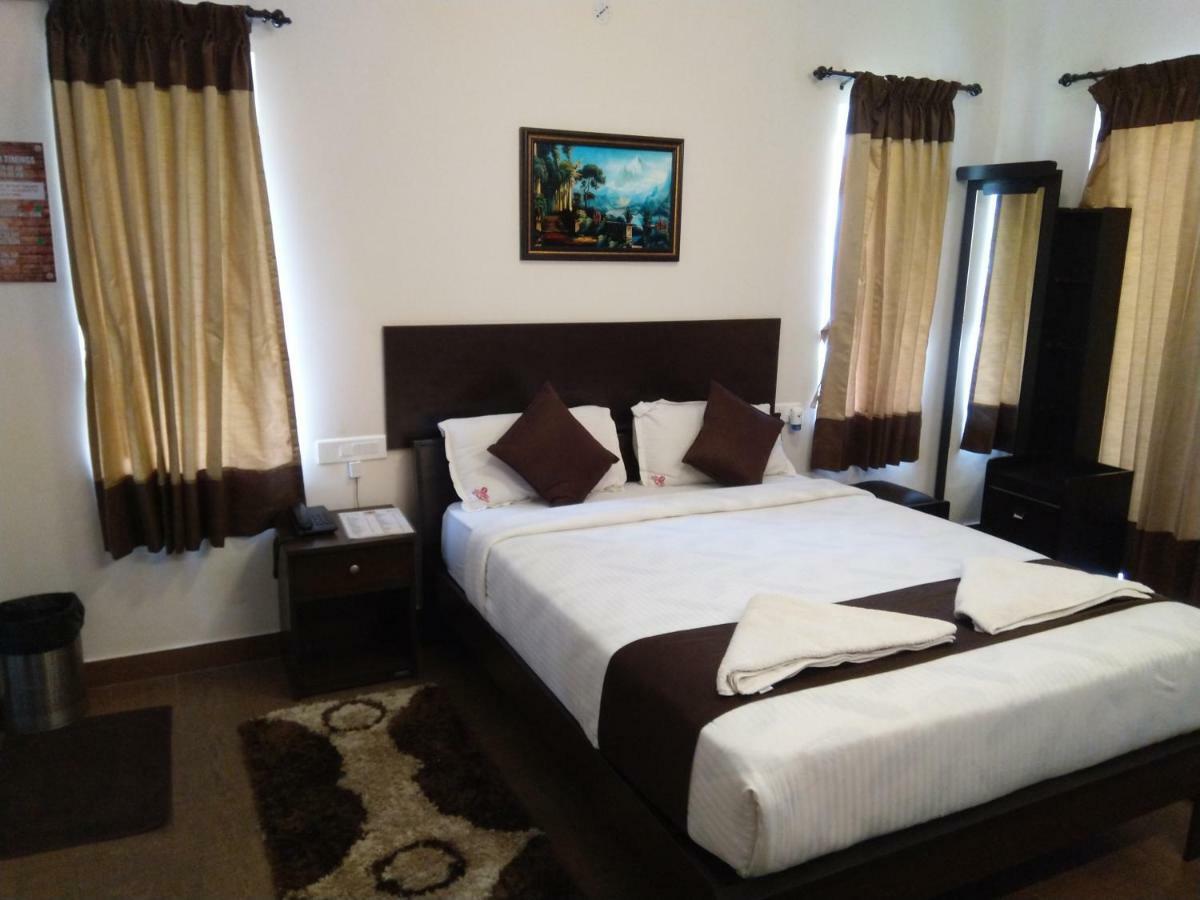 Standard Double Room,1747007955:JPEG