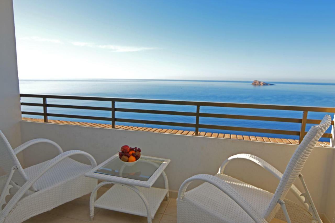 Twin Room with Sea View and Terrace