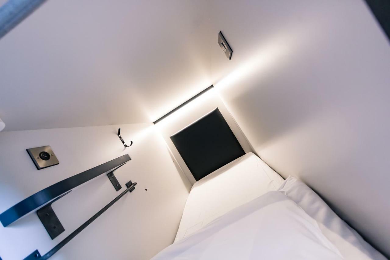 Pod in een Gemengde Slaapzaal met 6 Bedden