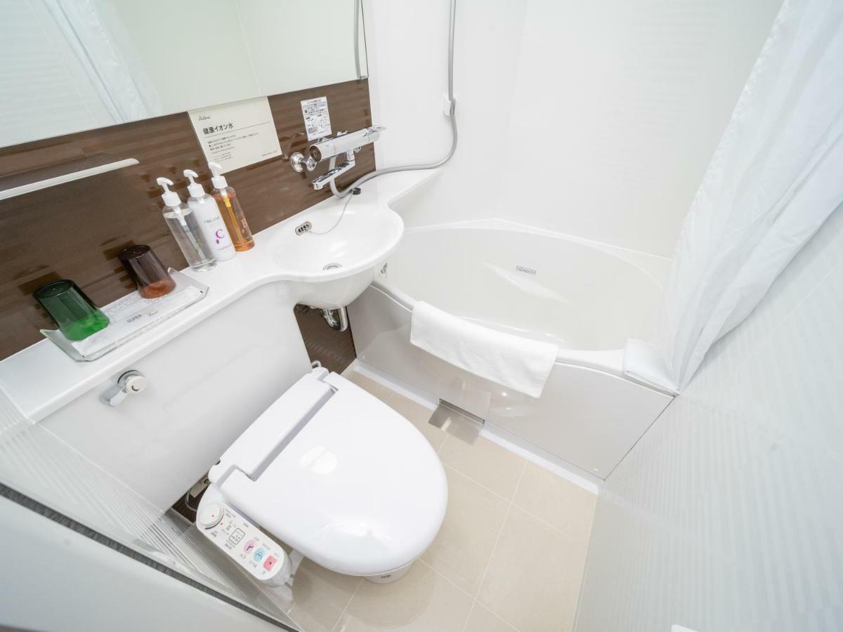 Single Room - Non-Smoking