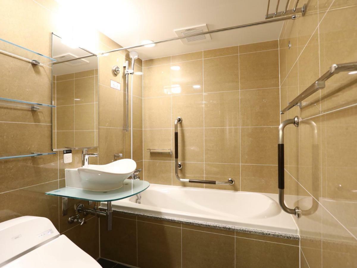Deluxe Twin Room - Non-Smoking