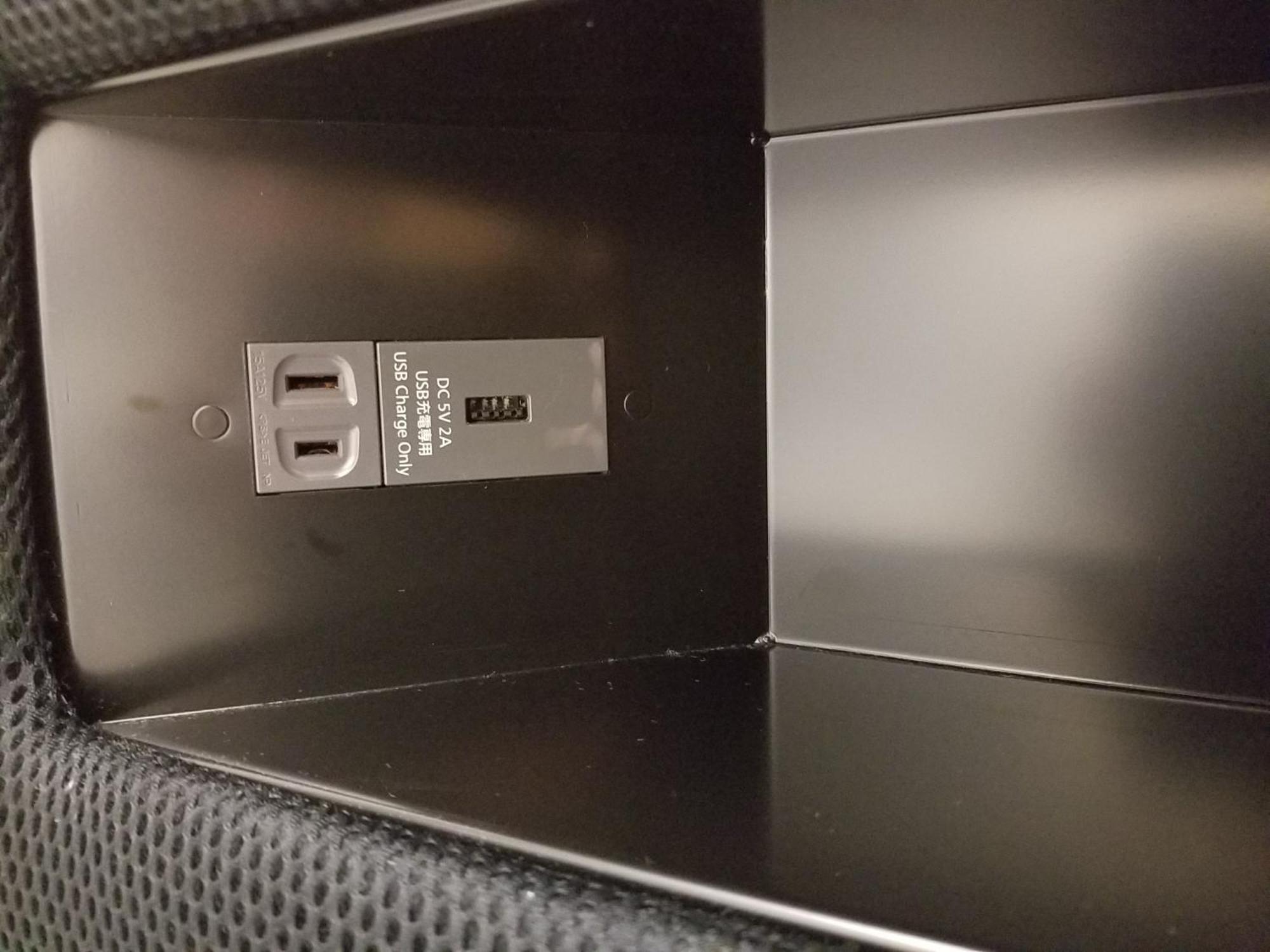Standard Capsule Room Female