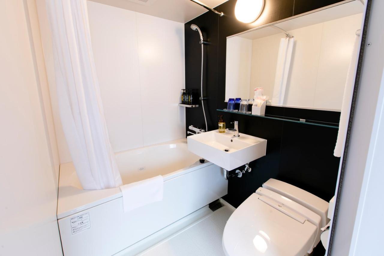 Small Double Room - Non Smoking