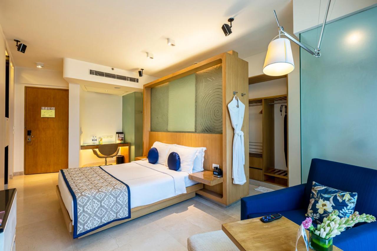 Superior Room City View Queen Bed