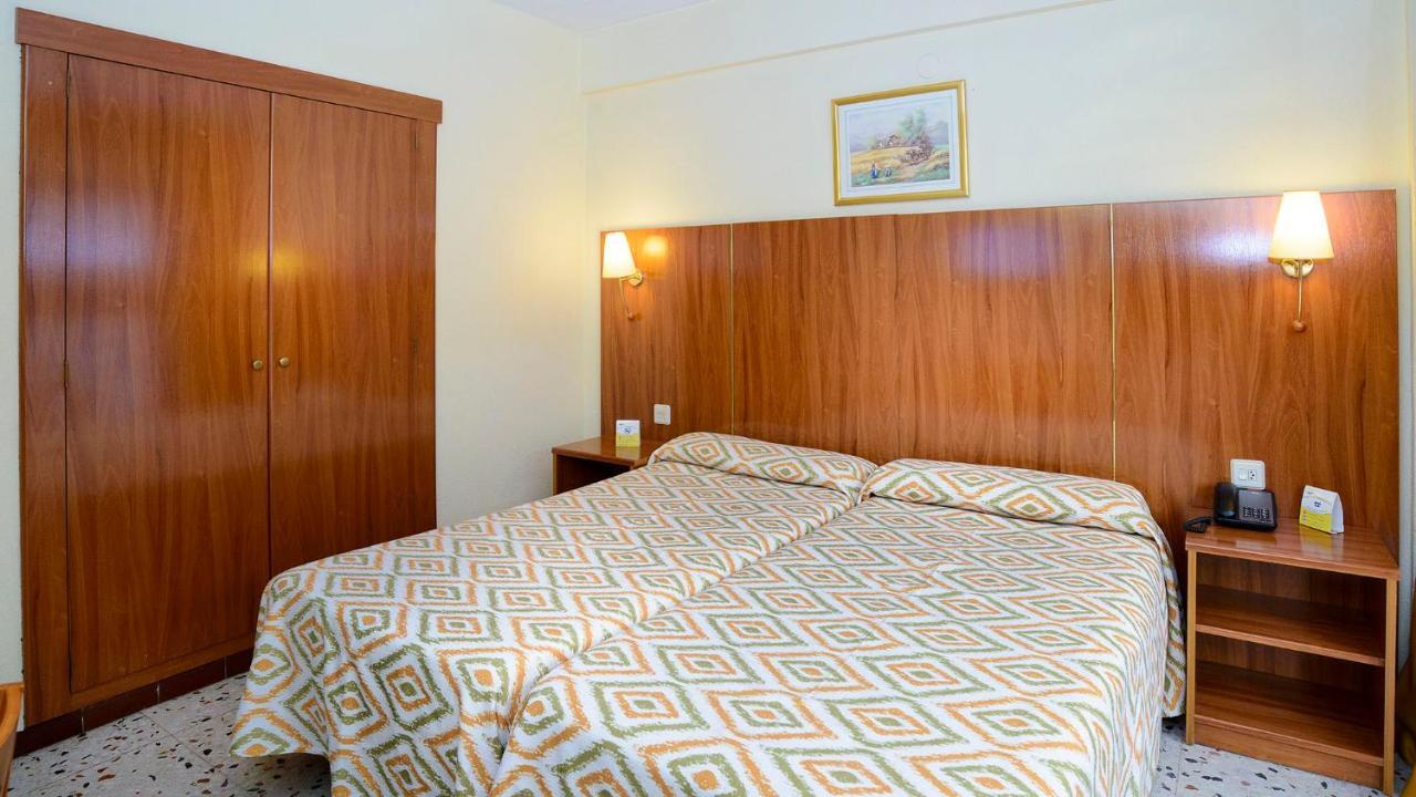 Single Room with Bath