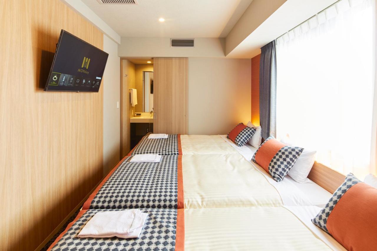 Standard Twin Room with Extra Bed