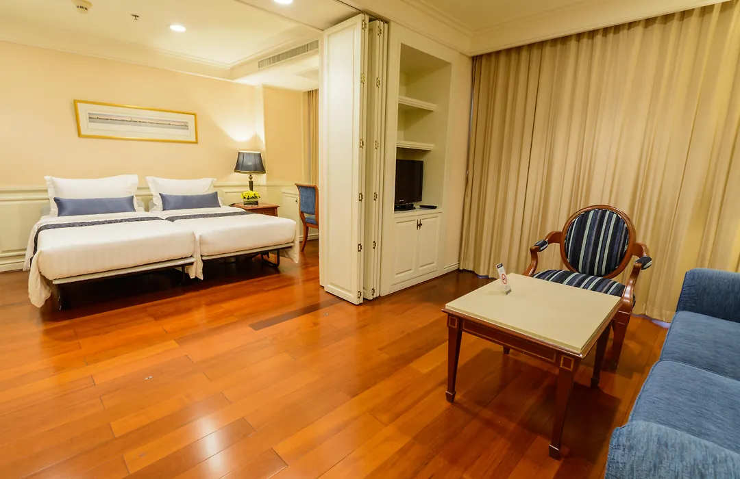 Centre Point Sukhumvit 10-1