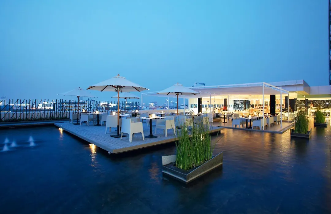 Centara Watergate Pavilion Hotel Bangkok-1