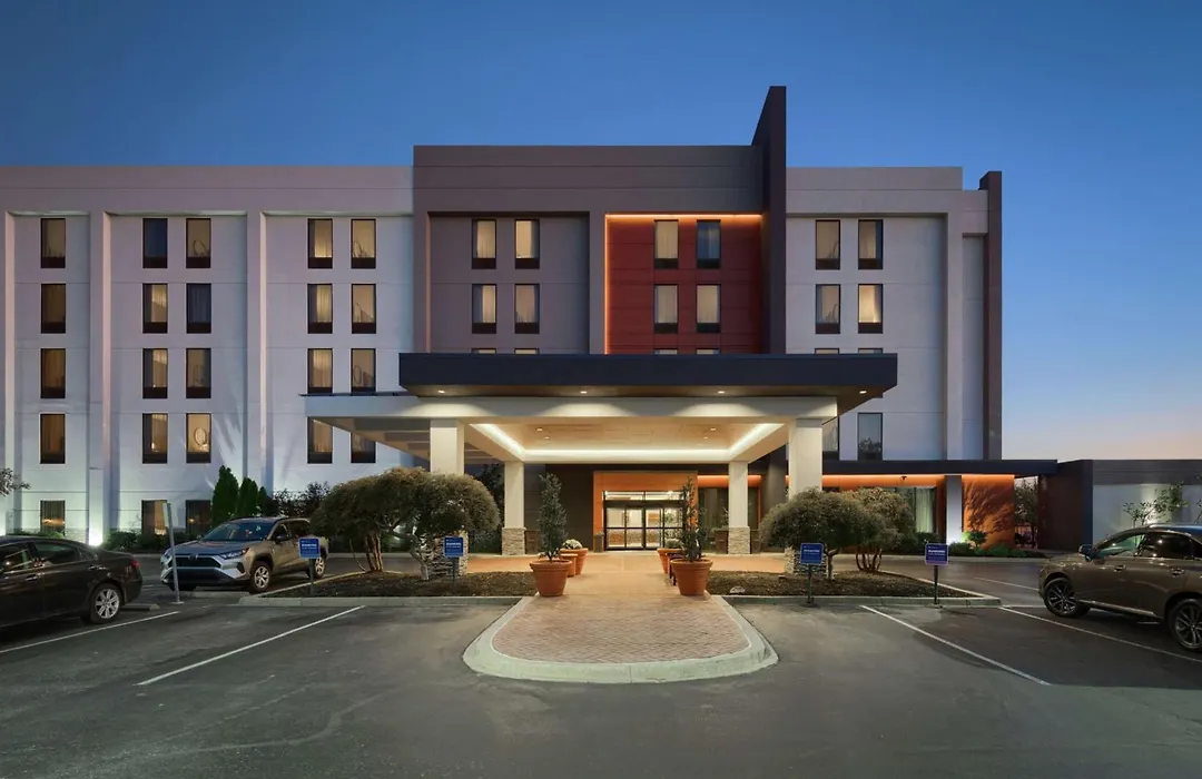 Hampton Inn Louisville Northeast-1