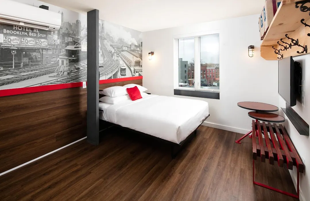 Hotel 1080-1